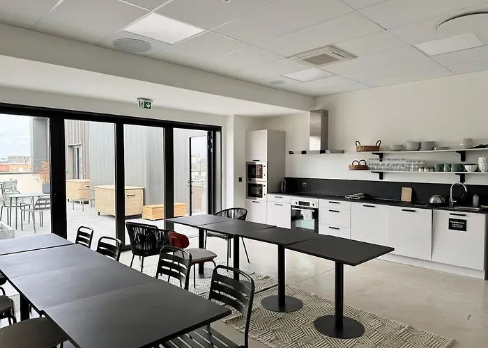 We Live Sharies - C203 Lägenhet Reims