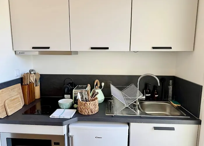 We Live Sharies - C203 Lägenhet Reims