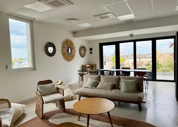 We Live Sharies - C203 * Reims